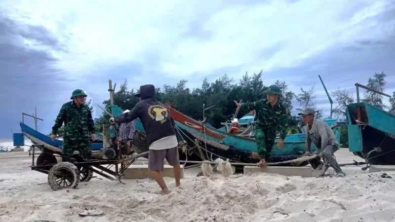 Le Vietnam en alerte maximale face à la tempête Malakas