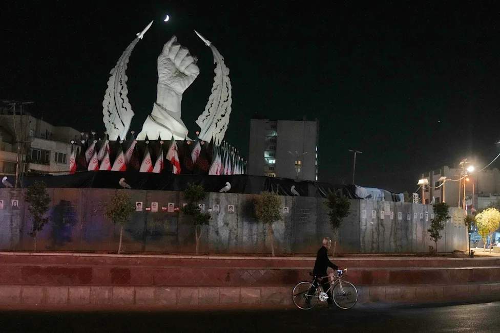 Frappes américaines en Iran après la mort d'un nouveau soldat