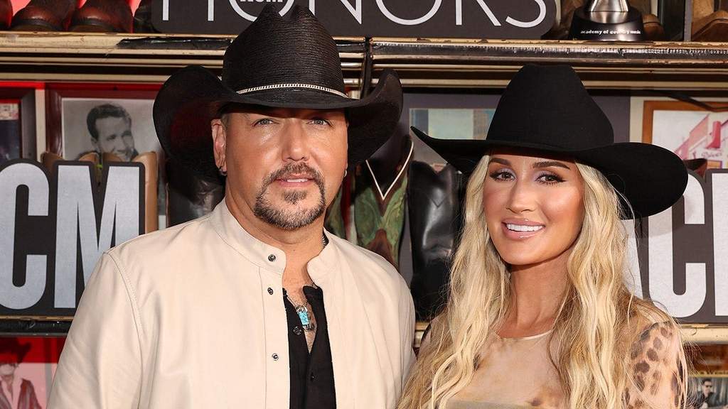Le style de Brittany Aldean brille aux Bahamas avec Jason Aldean