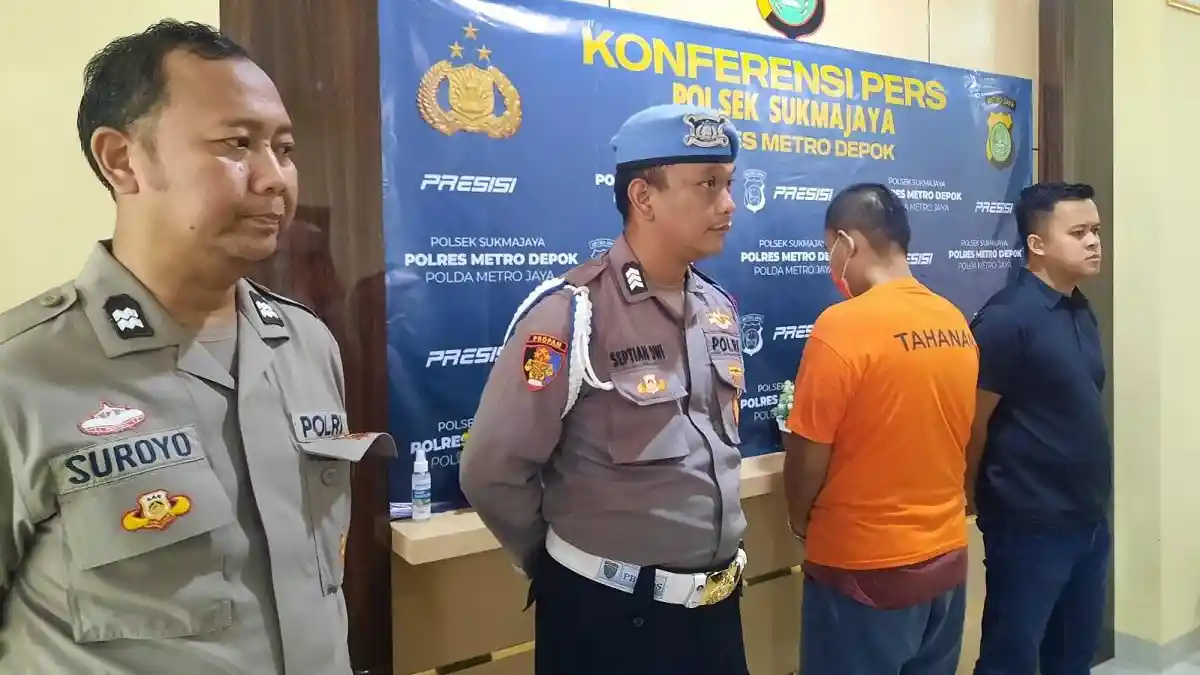 Depok: un diplômé de master braque une bijouterie à cause de crédits