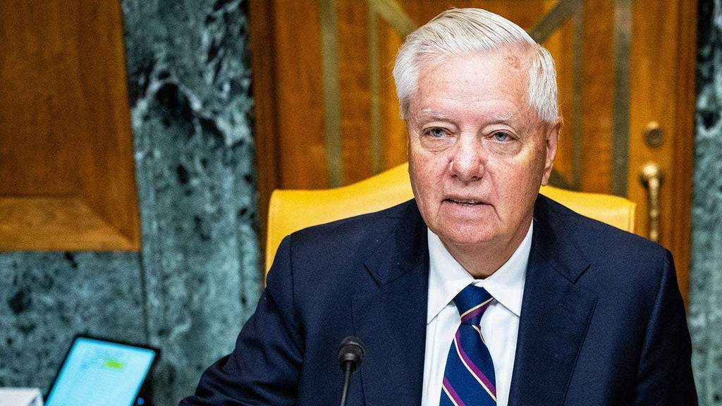 Le gâteau polémique envoyé par Elizabeth Booker Houston au bureau du sénateur Lindsey Graham