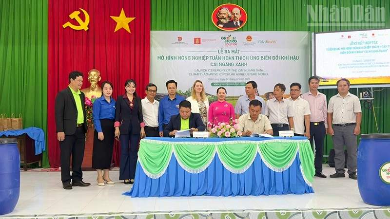 Vinh Long lance le modèle d'agriculture circulaire Cai Ngang Xanh